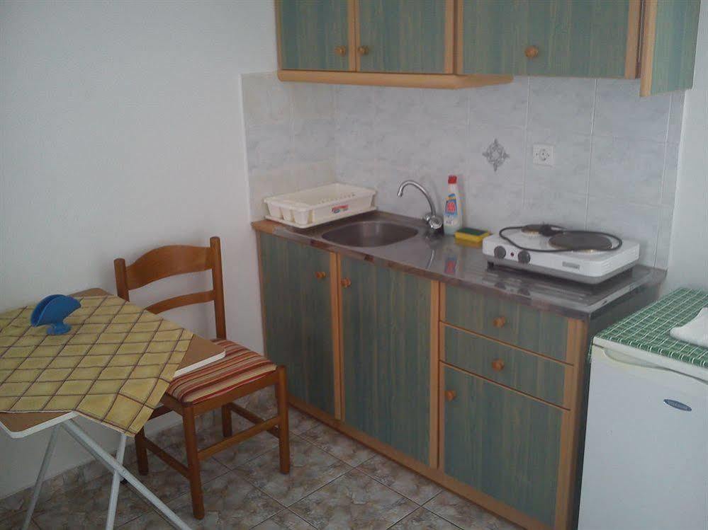 Marina Studios Tílos Zewnętrze zdjęcie